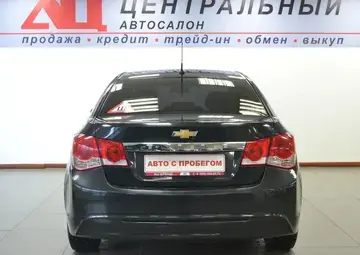 Chevrolet Cruze Вид 4