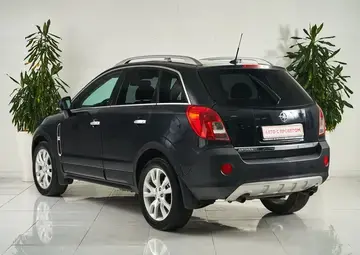 Opel Antara Вид 4