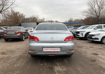 Peugeot 408 Вид 4