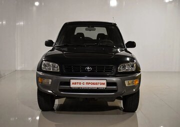 Toyota RAV4 Вид 2